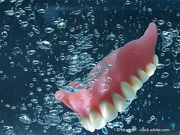 11 Tipps wie Sie Zahnprothesen reinigen und pflegen