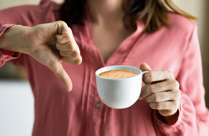 Lebensmittel wie Kaffee verfärben die ZahnProthese - Ratgeber Münchener Verein